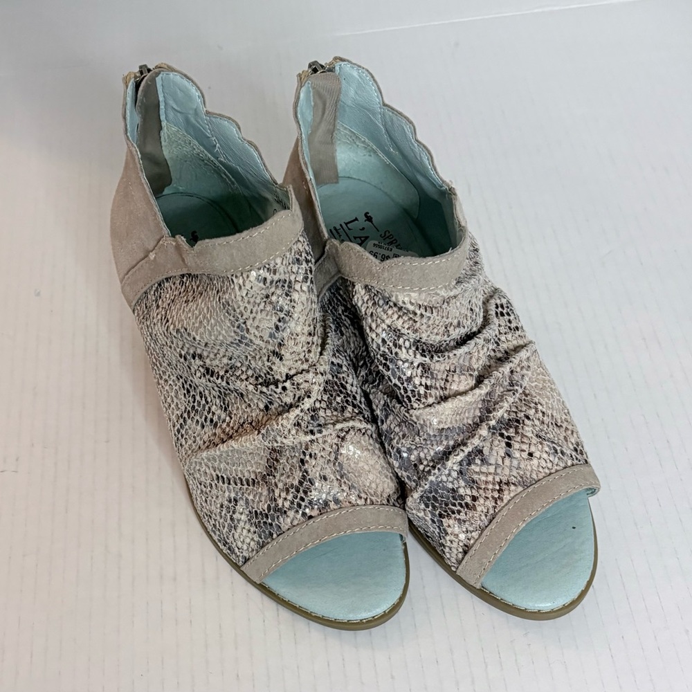 L' Artiste Spring Step Snake Print Low Suede Booties Women's 5.5 Peep Toe - Picture 2 of 12
